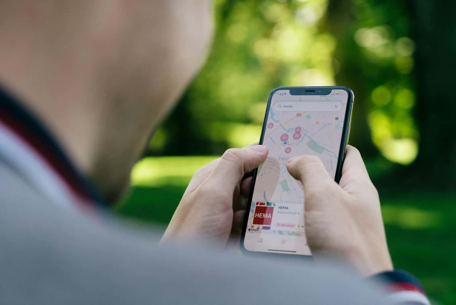 How to Plan a Trip with AI in 2026: A Step-by-Step Guide (Brief, Draft, Verify, Book)
