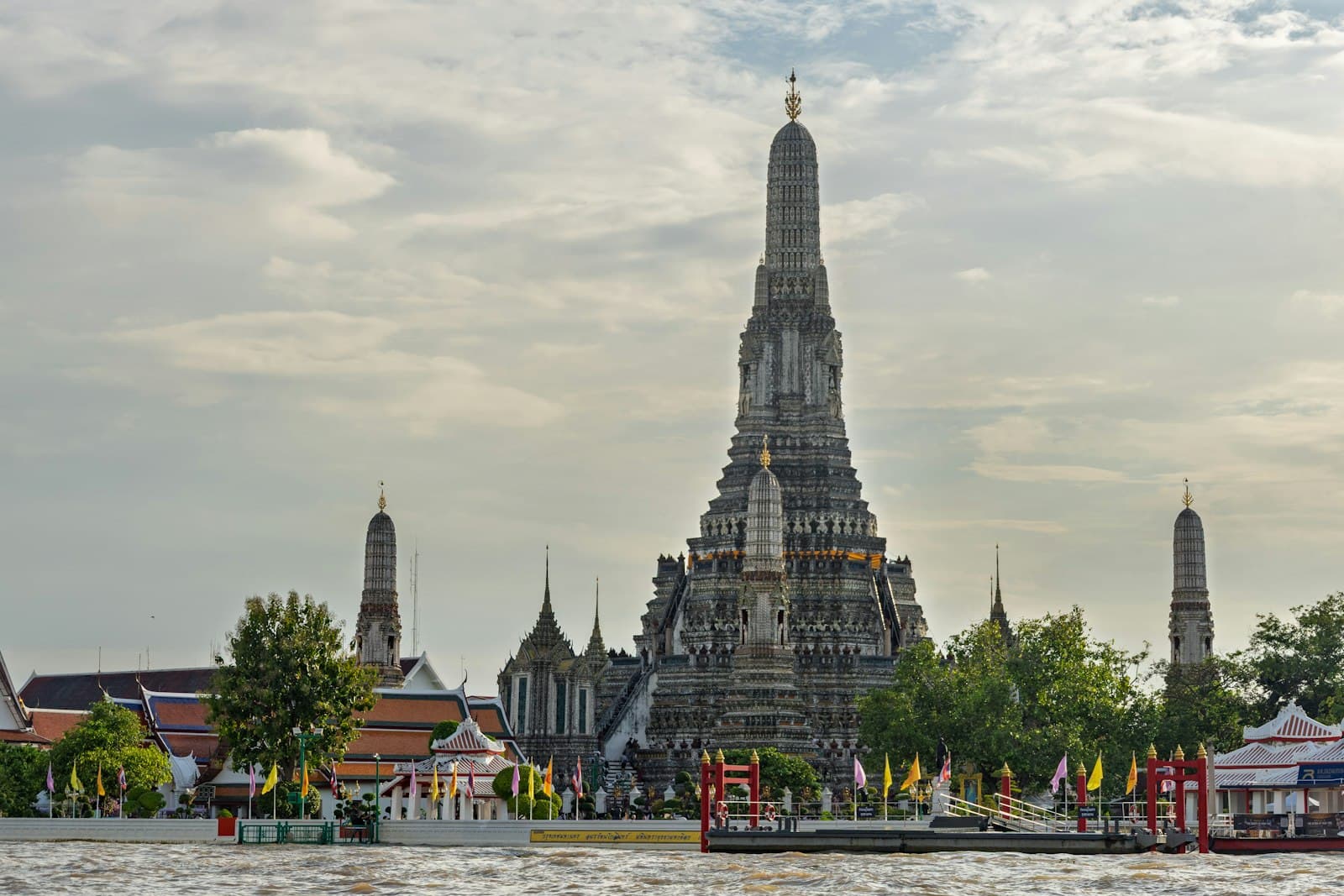 Wat Arun temple on the bank of the Chao Phraya River in Bangkok